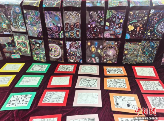 �W�����ڡ�΢��ҕ�硱�n���τ�(chu��ng)������Ʒ����ʯ���� �z