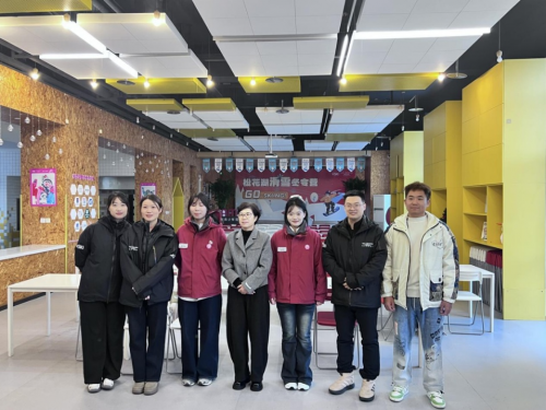 ����P(����)��ꐿ���(��һ)�c���L��(�Ҷ�)����У�ڍ���(sh��)��(x��)����Ӱ����