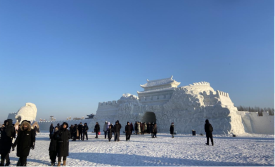 ������̫ƽ�ر�ѩ��ʳ�����R����̫ƽ��30�fƽ���׏V韈�(ch��ng)���c��Ȼ�����YԴ����7.5�f�����ױ�ѩ���@��