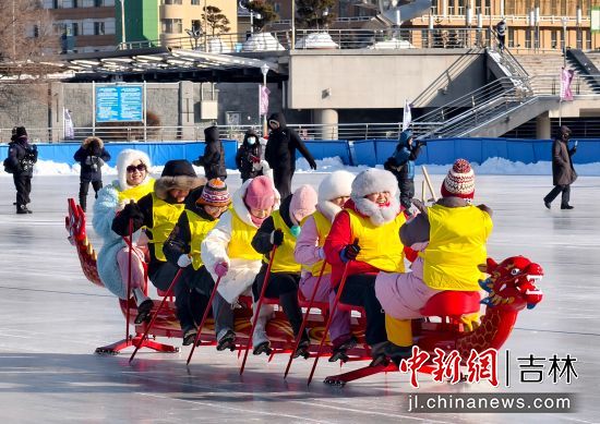 ������/���D