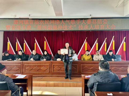 ���(d��ng)�F(xi��n)���� �Ժ���ί���������D