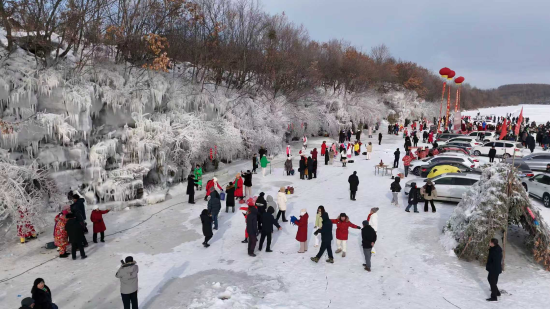 �ػ���ί������/���D