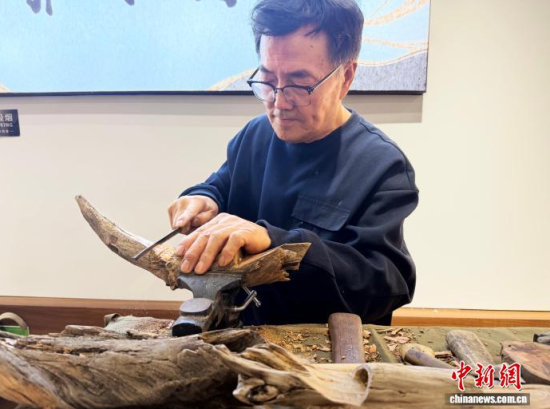 �s�����ڄ�(chu��ng)�������n�� �z