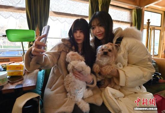 3��7�գ������L����54·���Ì����Ƴ��Č������������y�����܇�w򞡣���� �z