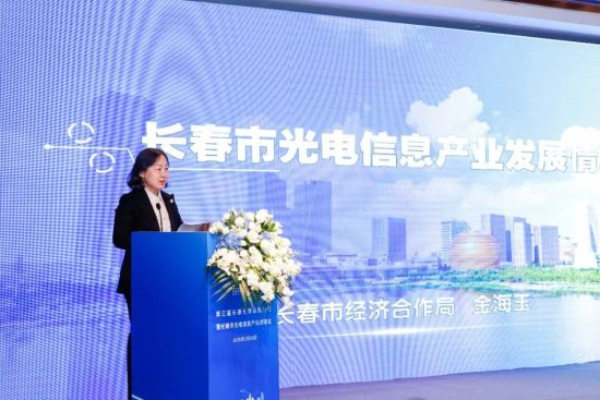 �L���н�(j��ng)�������ָ����L�����B�L���й����Ϣ�a(ch��n)�I(y��)�l(f��)չ��r