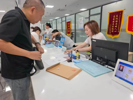 �����ˆT���ڞ�����k��I(y��)���� �����hί���������D