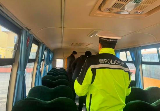 ���D�hί������/���D